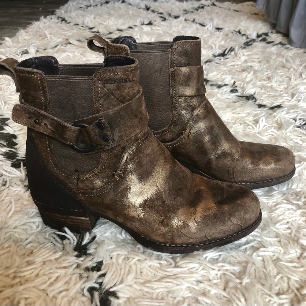 Beautiful metallic bronze/brown Merrill boots